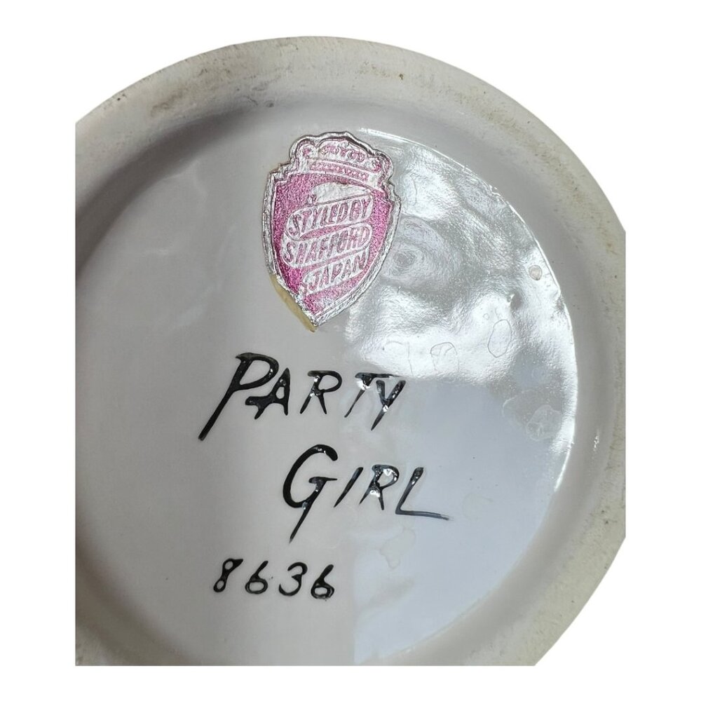 Party Girl Risque Mugs - Picture 7 of 13
